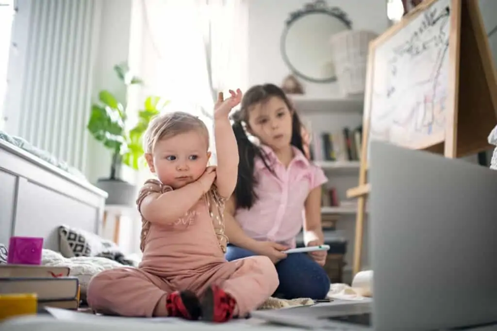 toddler sleep problems screentime