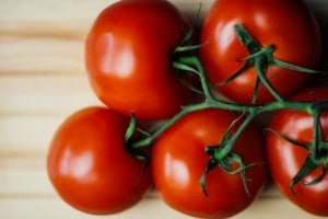 Vinegar to make tomatoes taste better