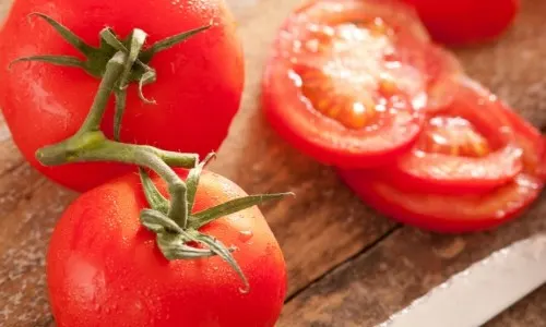 tomatoes for sunburn