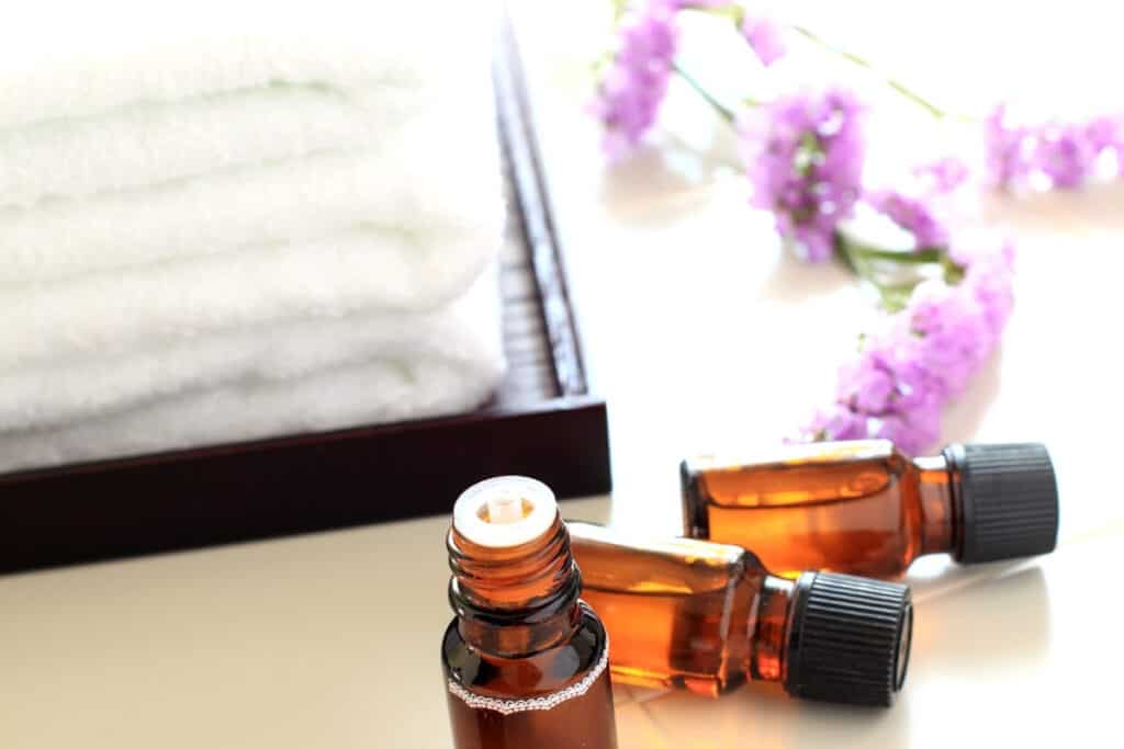 essential oils to make bathroom smell like spa