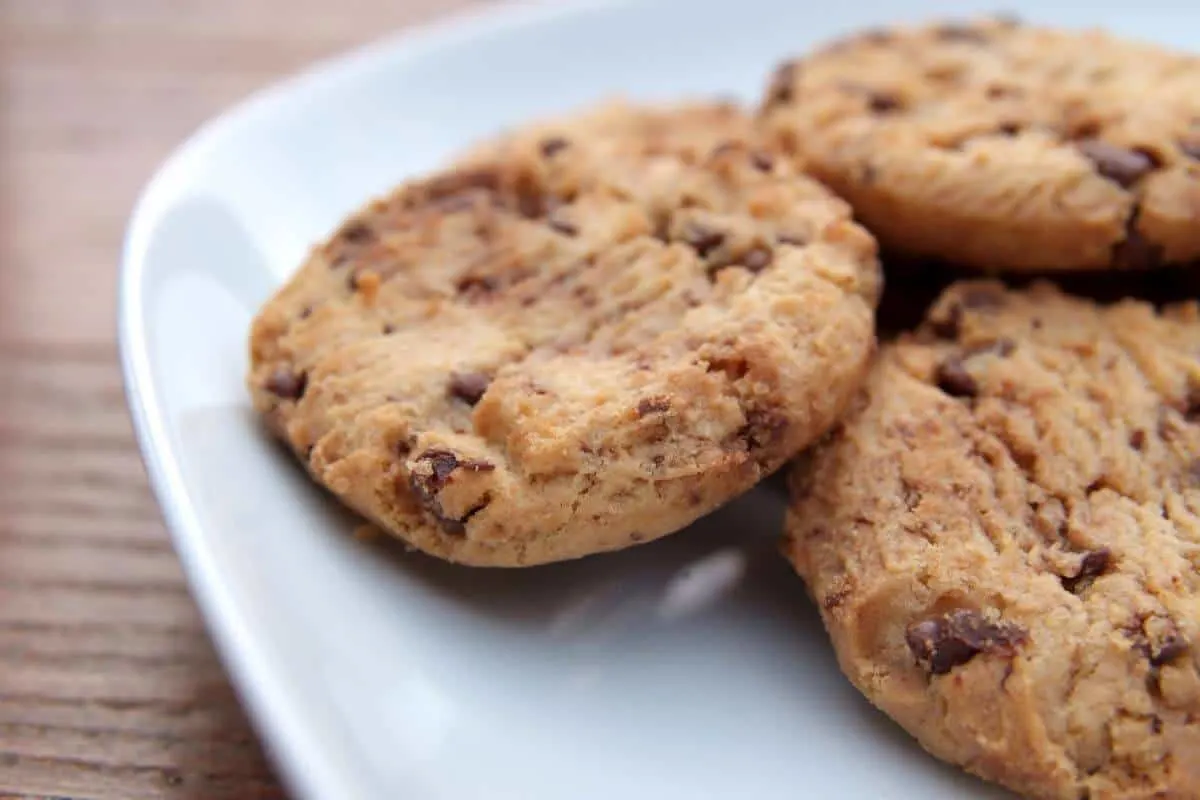 plate of cookies