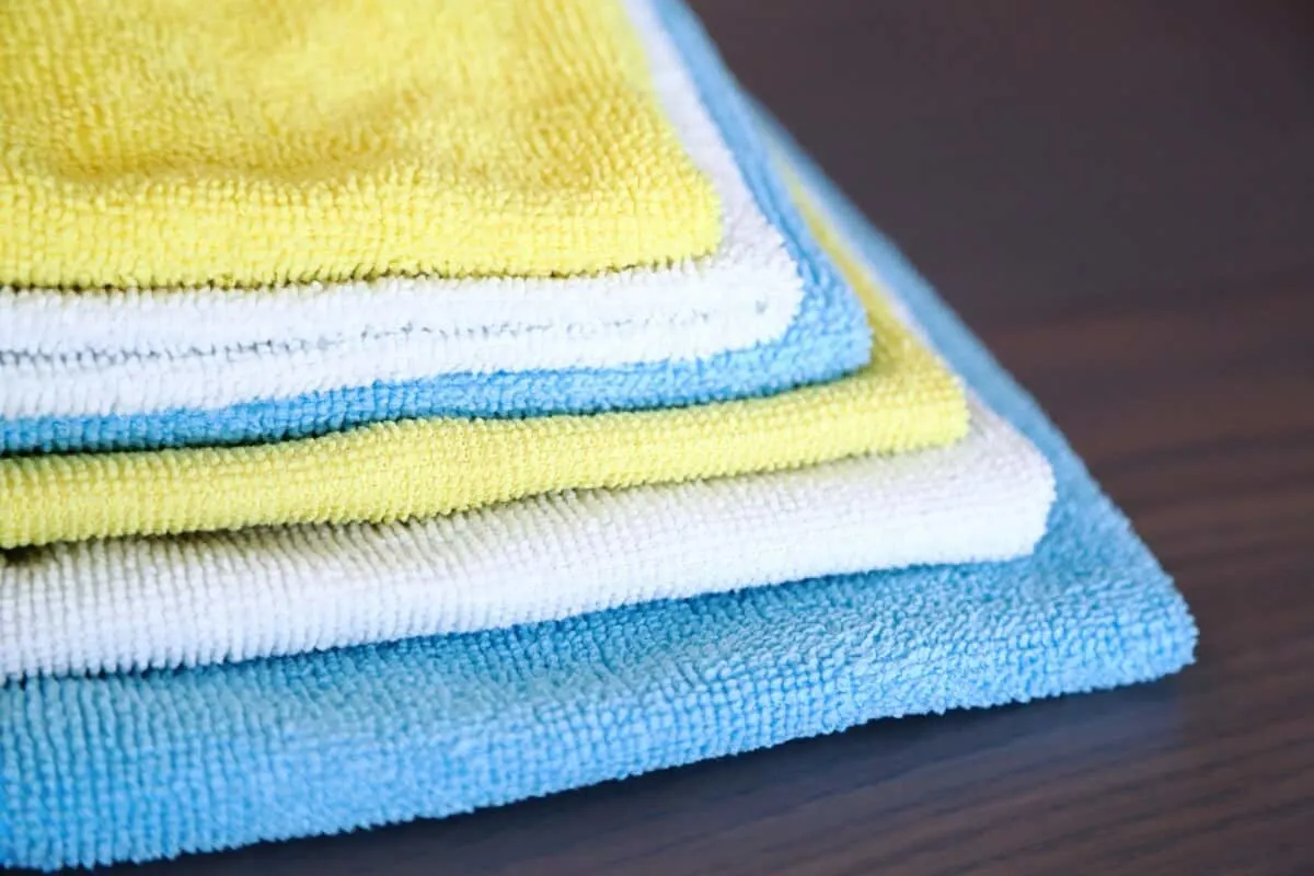 microfiber cloths for cleaning glass