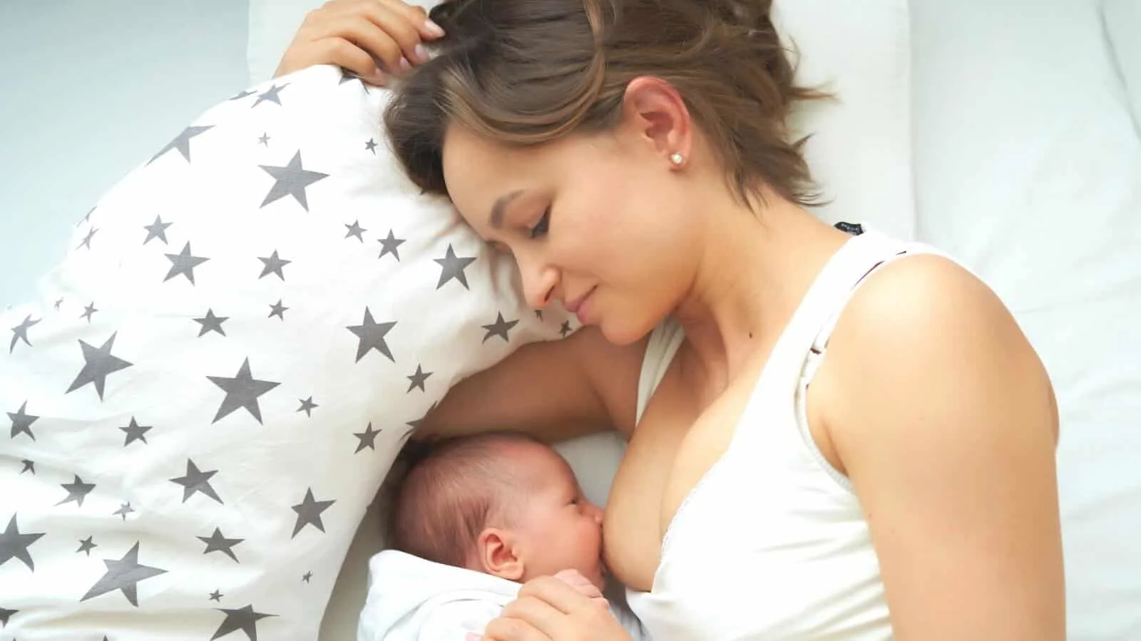 breastfeeding squirmy baby